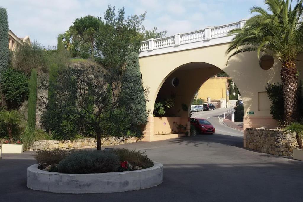 Appartement Renove, Piscine A Debordement, Vue Mer Cannes Exterior photo