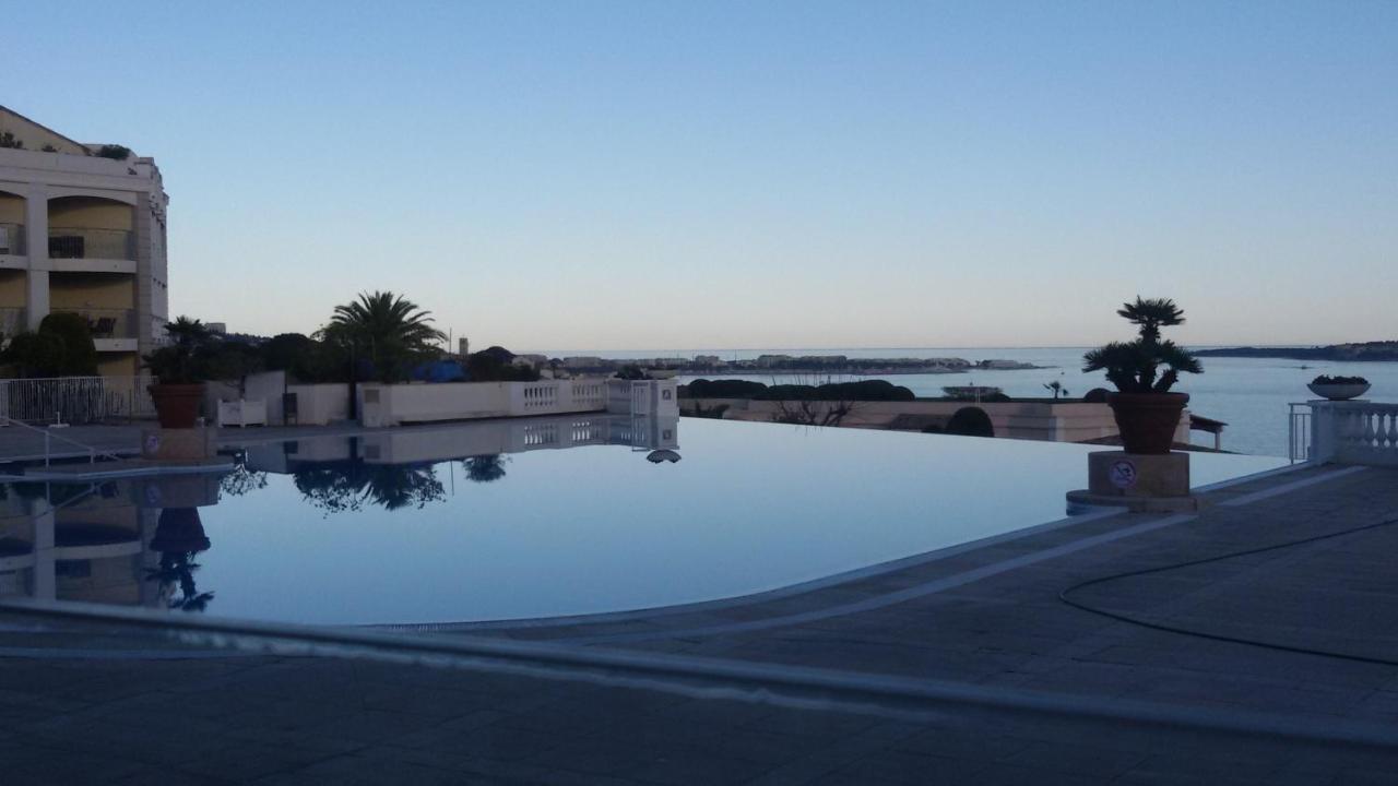 Appartement Renove, Piscine A Debordement, Vue Mer Cannes Exterior photo